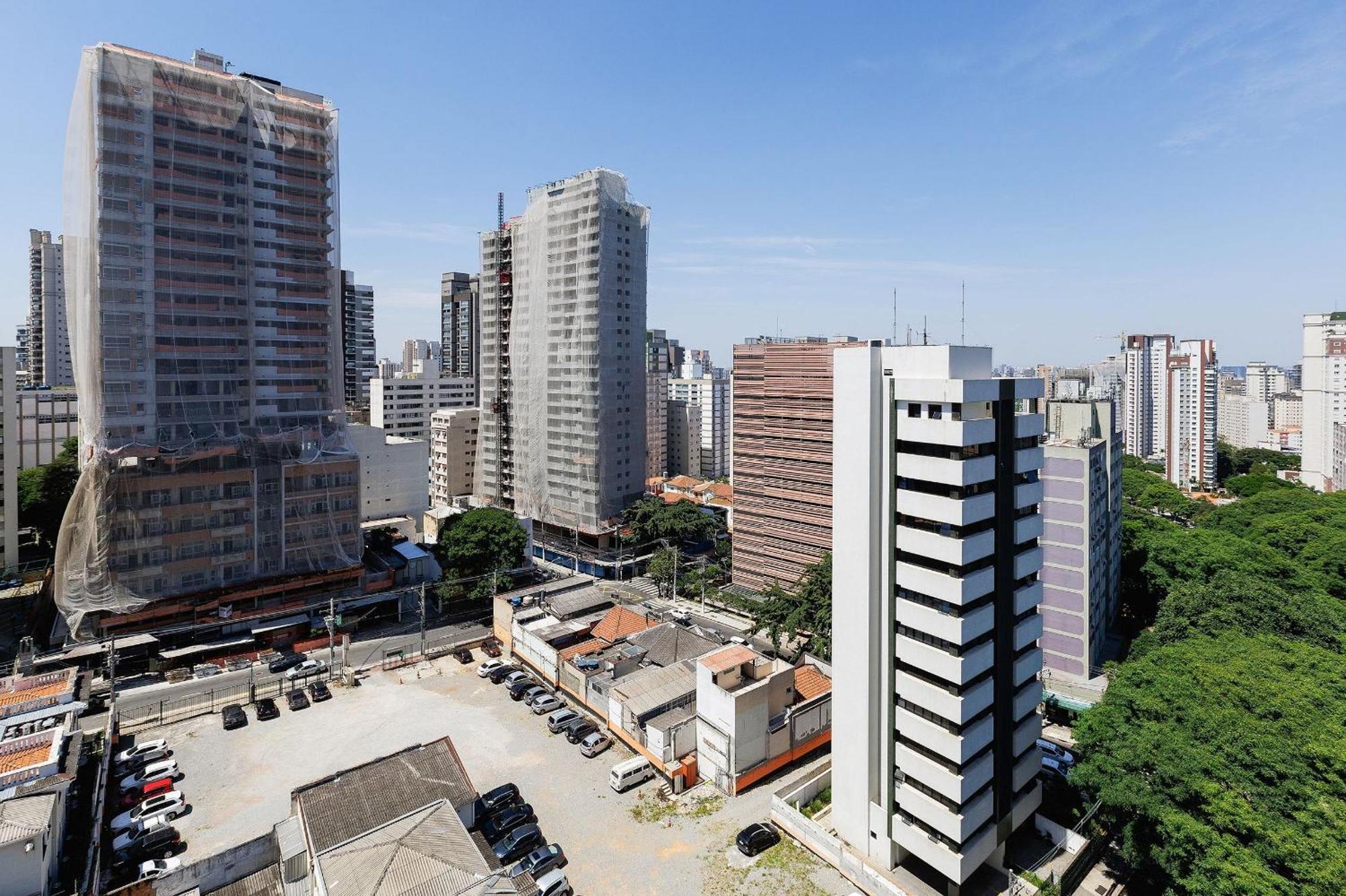 Pr1307 - Apto Ao Lado Do Metro Prox. Av. Paulista E Ibirapuera * São Paulo